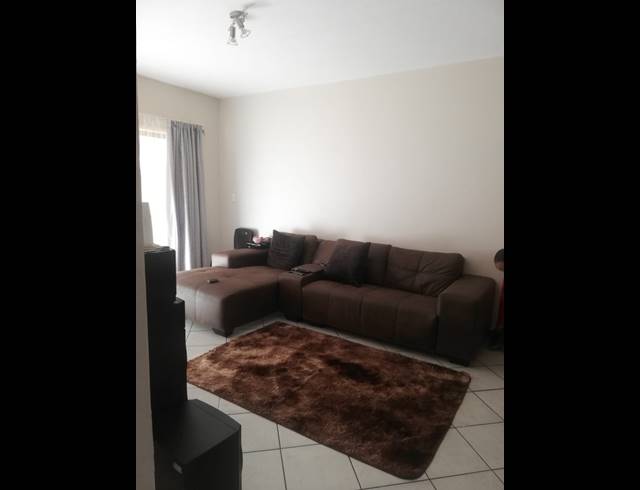 2 BEDROOM FLAT FOR SALE IN SUNNYRIDGE